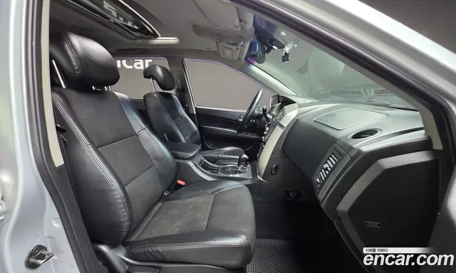 SsangYong Korando 2013 2.0 автомат (гидро), миниатюра 10