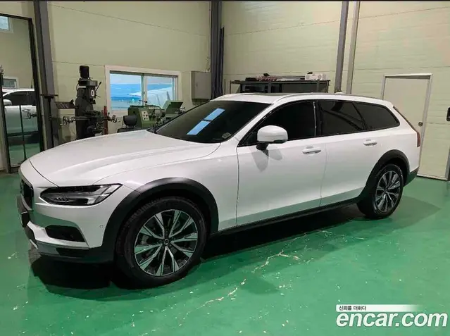 Volvo V90, 2022, 58 000 км
