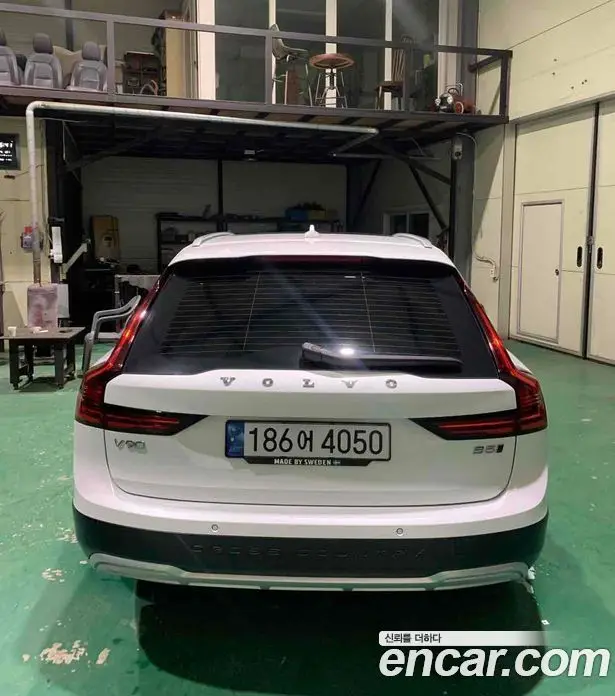 Volvo V90 2022 2.0 автомат (гидро), фото 4