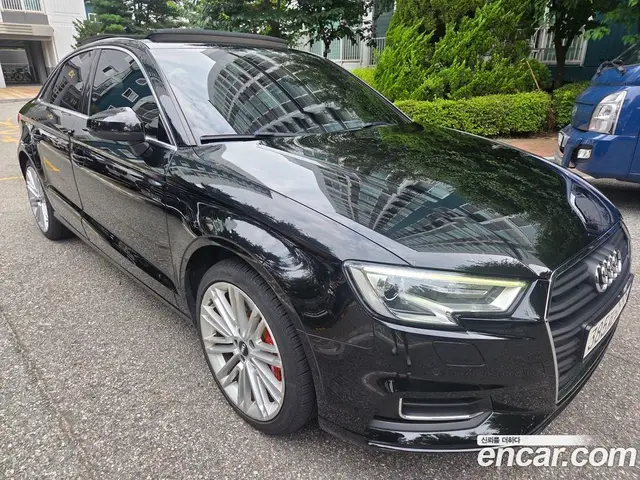 Audi A3 2018 2.0 автомат (гидро), миниатюра 2