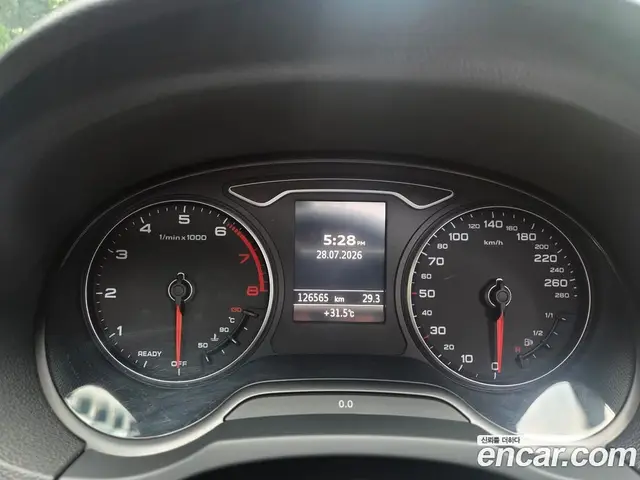 Audi A3 2018 2.0 автомат (гидро), миниатюра 12