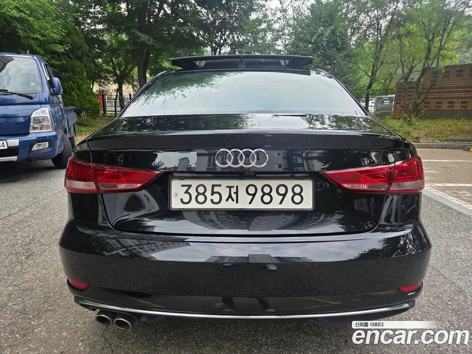 Audi A3 2018 2.0 автомат (гидро), фото 3