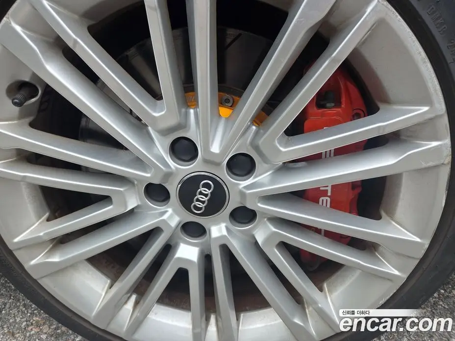Audi A3 2018 2.0 автомат (гидро), фото 6