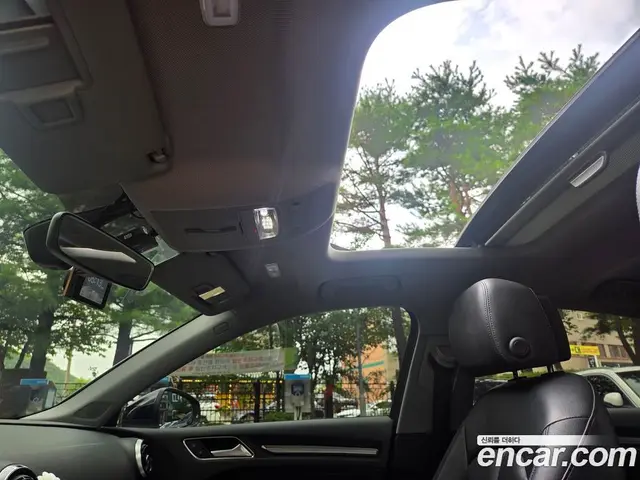 Audi A3 2018 2.0 автомат (гидро), миниатюра 10