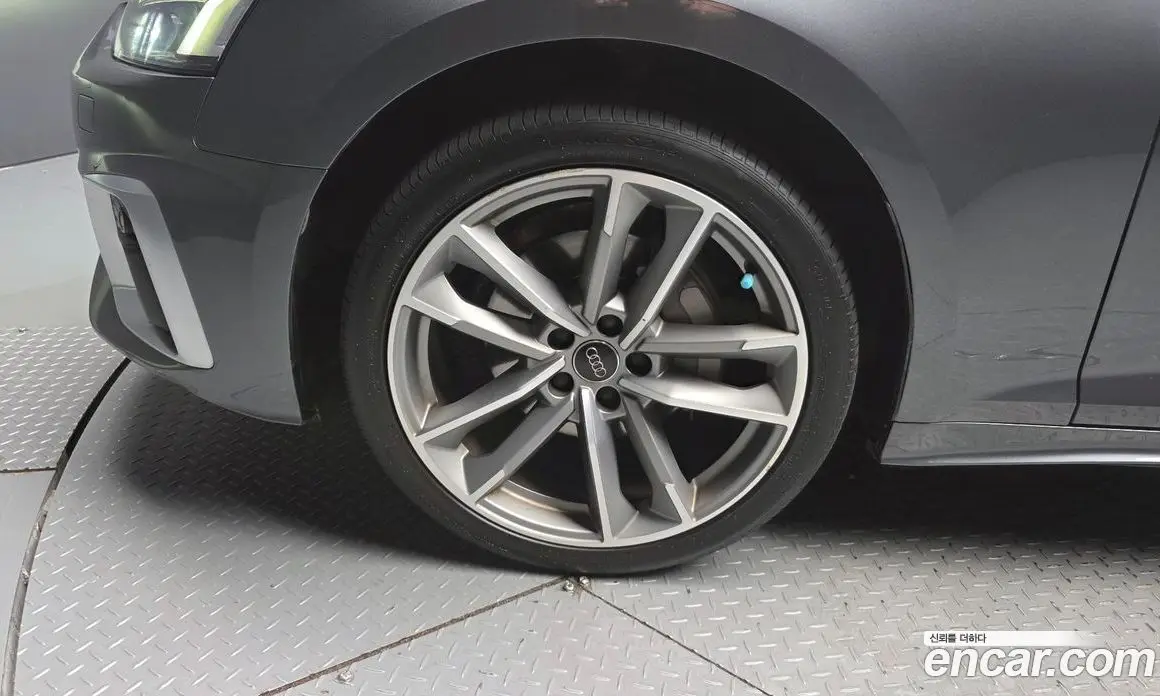 Audi A5 2020 2.0 автомат (гидро), фото 5 Audi A5 2020 2.0 автомат (гидро), фото 5