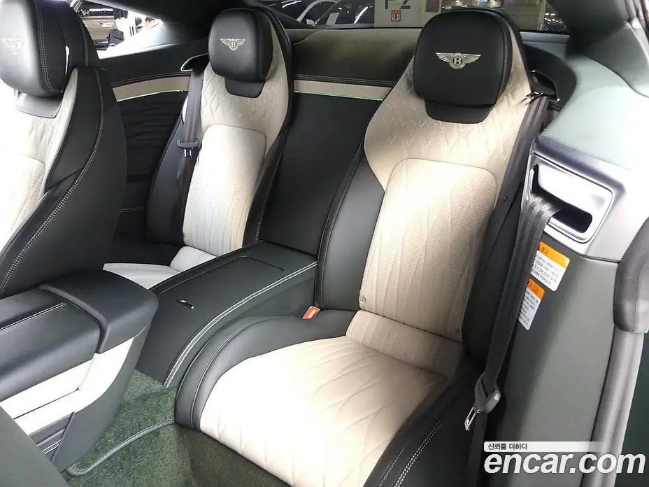 Bentley Continental 2024 4.0 автомат (гидро), фото 14 Bentley Continental 2024 4.0 автомат (гидро), фото 14