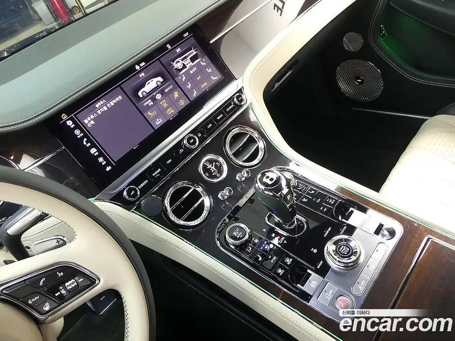 Bentley Continental 2024 4.0 автомат (гидро), фото 10 Bentley Continental 2024 4.0 автомат (гидро), фото 10