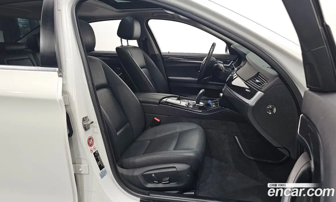 BMW 5 серия 2015 2.0 автомат (гидро), фото 10 BMW 5 серия 2015 2.0 автомат (гидро), фото 10