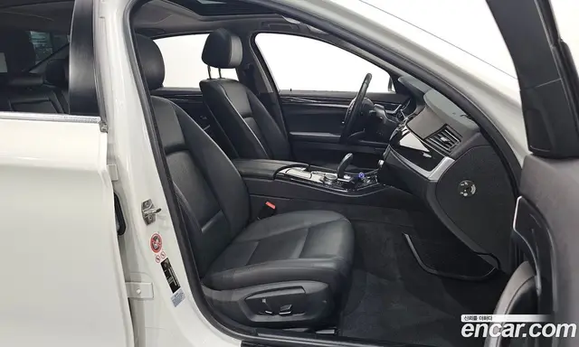BMW 5 серия 2015 2.0 автомат (гидро), миниатюра 10 BMW 5 серия 2015 2.0 автомат (гидро), миниатюра 10