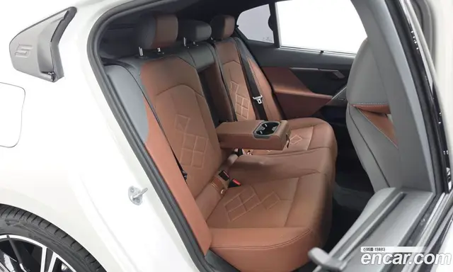 BMW 5 серия 2025 2.0 автомат (гидро), миниатюра 12