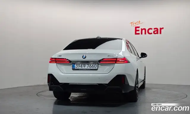 BMW 5 серия 2025 2.0 автомат (гидро), миниатюра 4
