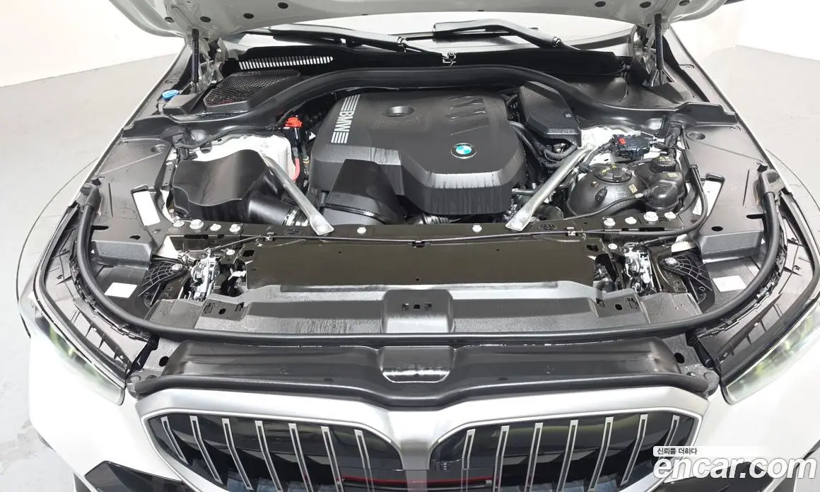 BMW 5 серия 2025 2.0 автомат (гидро), фото 6