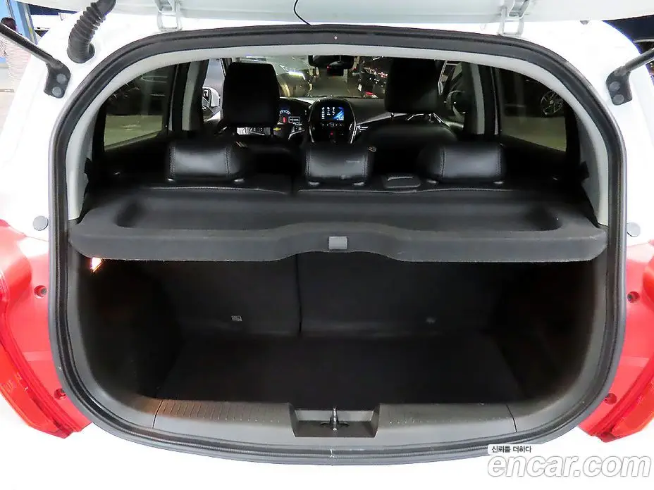 Chevrolet Spark 2017 1.0 автомат (гидро), фото 17 Chevrolet Spark 2017 1.0 автомат (гидро), фото 17