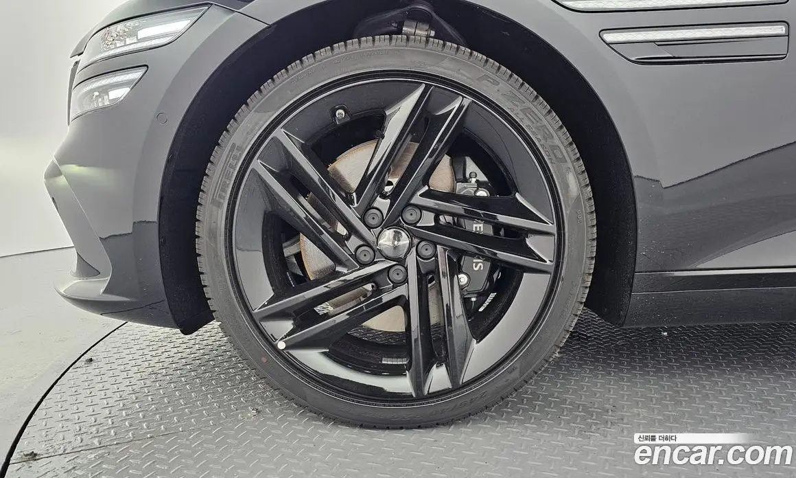 Genesis G80 2026 2.5 автомат (гидро), фото 5