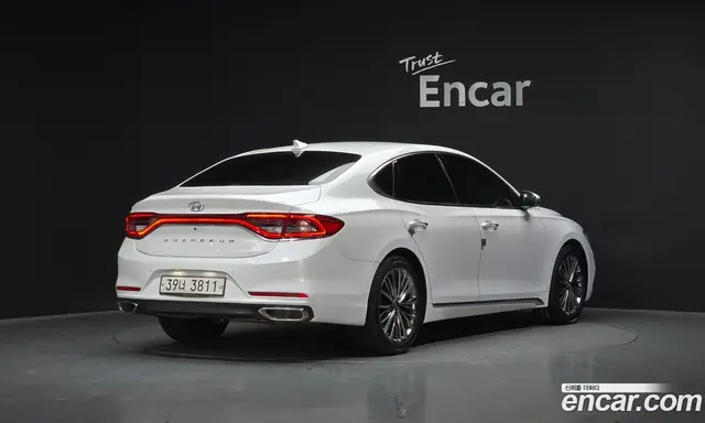 Hyundai Grandeur 2018 2.4 автомат (гидро), миниатюра 2