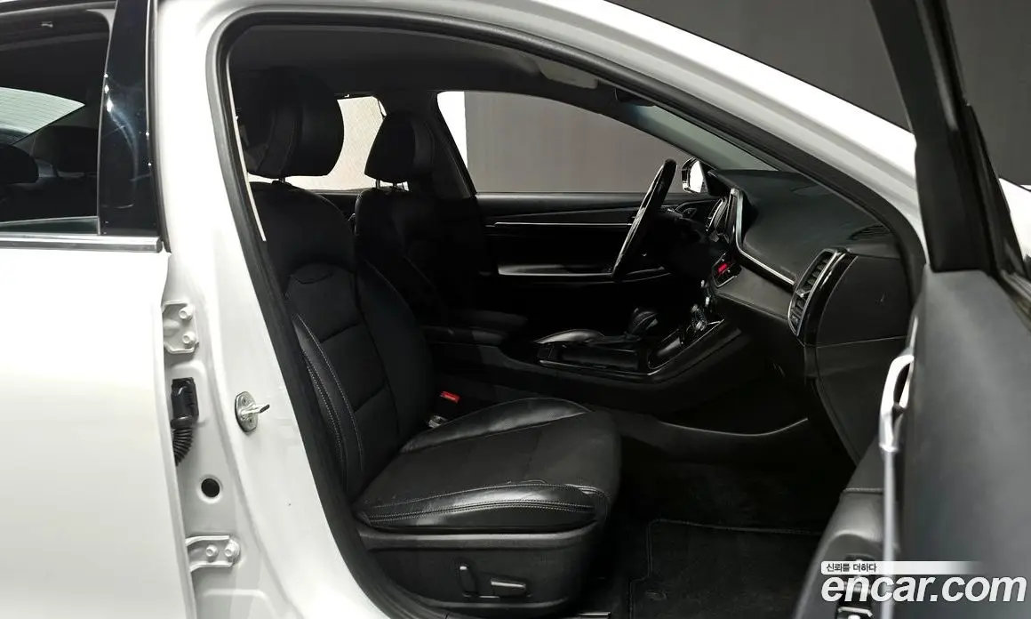 Hyundai Grandeur 2018 2.4 автомат (гидро), фото 10