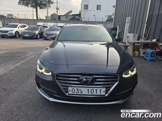 Hyundai Grandeur 2018 2.4 автомат (гидро), миниатюра 2 Hyundai Grandeur 2018 2.4 автомат (гидро), миниатюра 2