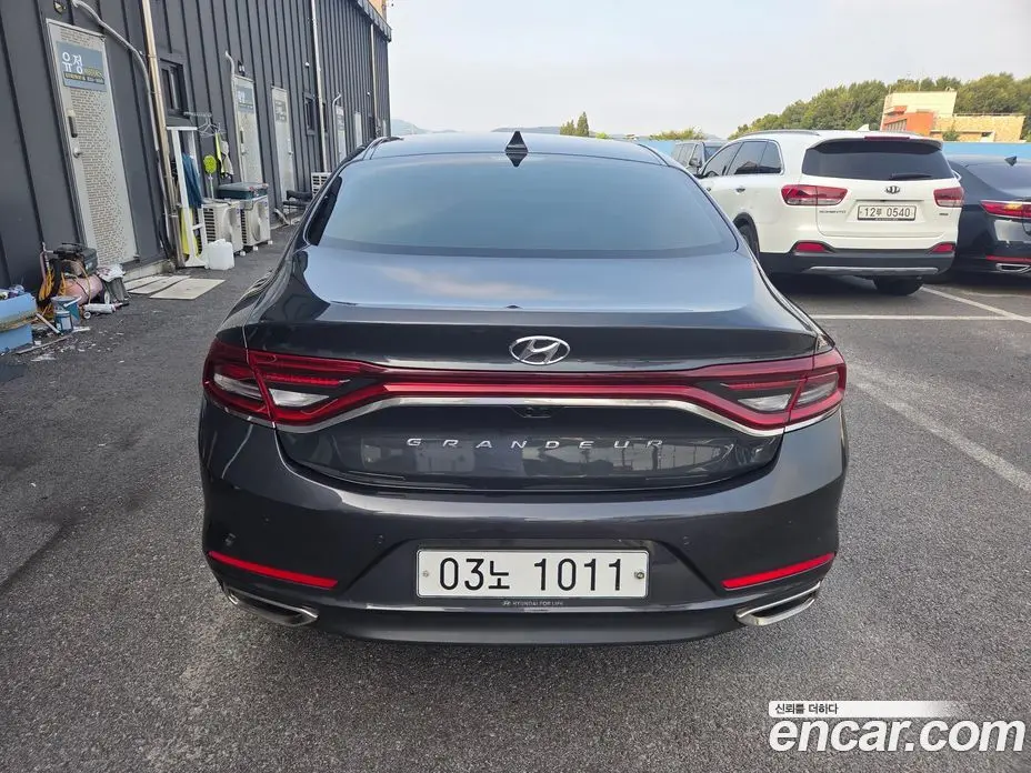 Hyundai Grandeur 2018 2.4 автомат (гидро), фото 5 Hyundai Grandeur 2018 2.4 автомат (гидро), фото 5