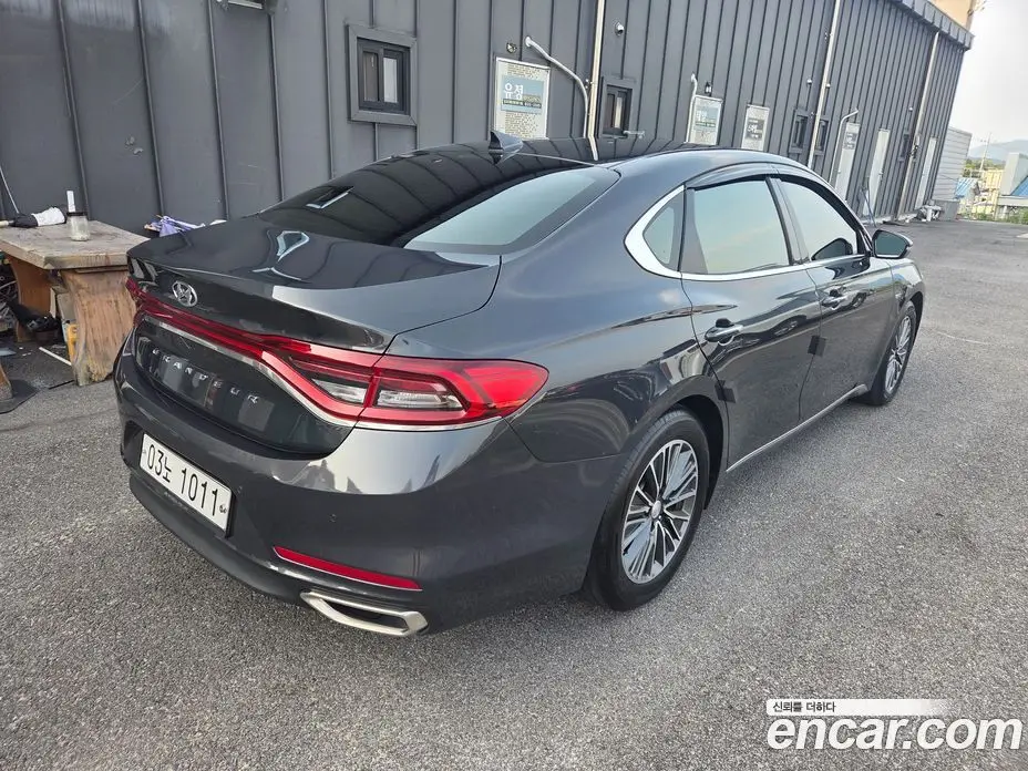 Hyundai Grandeur 2018 2.4 автомат (гидро), фото 7 Hyundai Grandeur 2018 2.4 автомат (гидро), фото 7