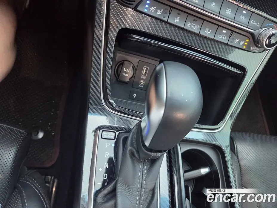 Hyundai Grandeur 2018 2.4 автомат (гидро), фото 10 Hyundai Grandeur 2018 2.4 автомат (гидро), фото 10
