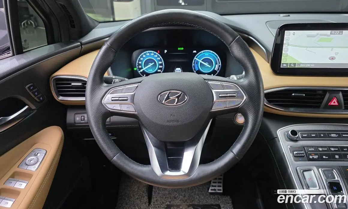 Hyundai Santa Fe 2022 1.6 автомат (гидро), фото 13