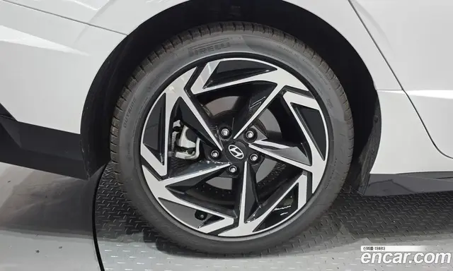 Hyundai Sonata 2026 1.6 автомат (гидро), миниатюра 5 Hyundai Sonata 2026 1.6 автомат (гидро), миниатюра 5