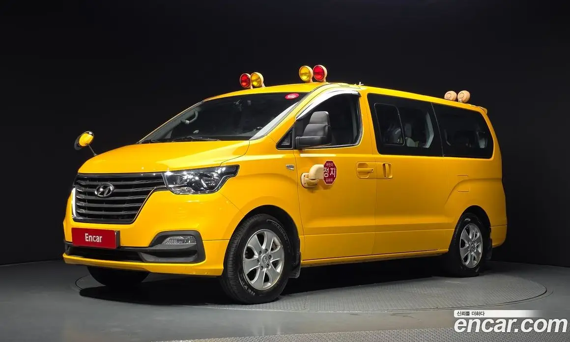 Hyundai Starex 2018 2.4 автомат (гидро), фото 1 Hyundai Starex 2018 2.4 автомат (гидро), фото 1