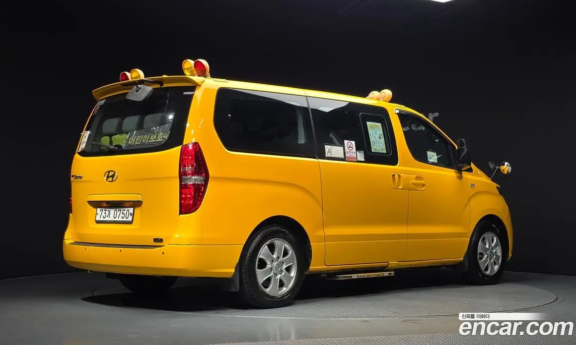 Hyundai Starex 2018 2.4 автомат (гидро), фото 2 Hyundai Starex 2018 2.4 автомат (гидро), фото 2
