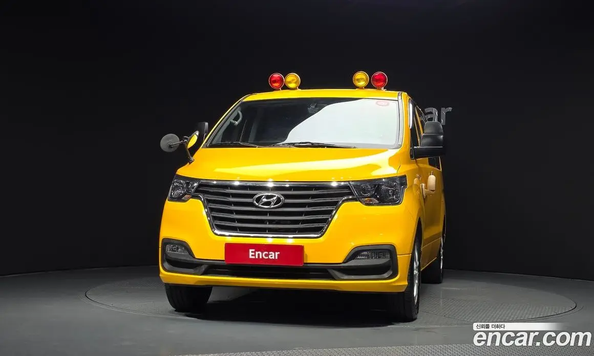 Hyundai Starex 2018 2.4 автомат (гидро), фото 3 Hyundai Starex 2018 2.4 автомат (гидро), фото 3