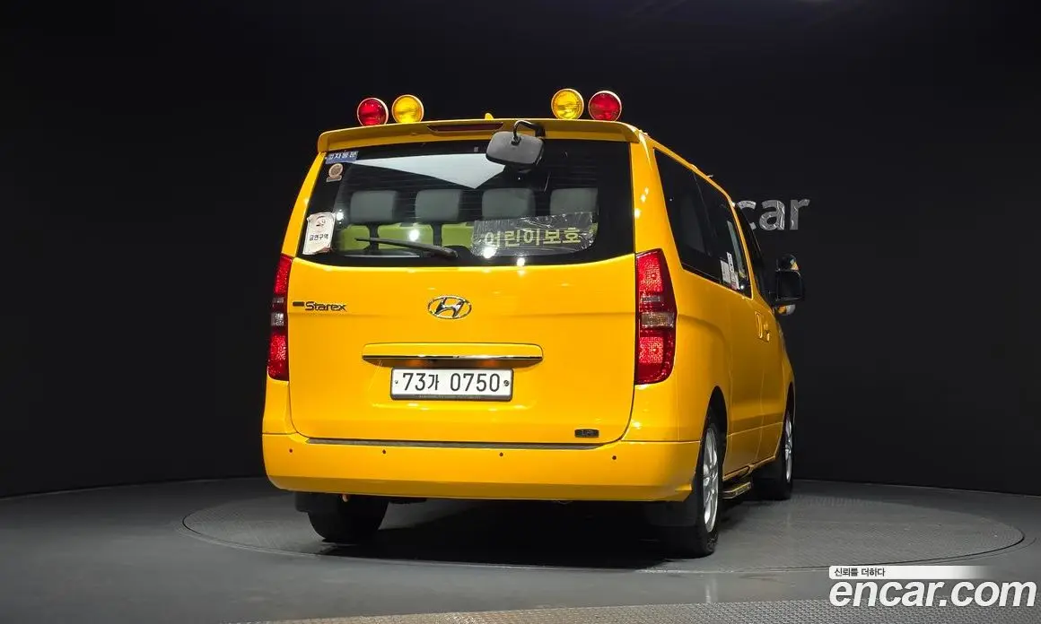 Hyundai Starex 2018 2.4 автомат (гидро), фото 4 Hyundai Starex 2018 2.4 автомат (гидро), фото 4