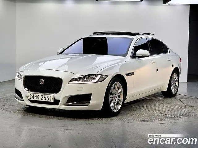 Jaguar XF, 2016, 117 971 км