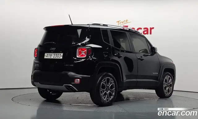 Jeep Renegade 2017 2.0 автомат (гидро), миниатюра 2