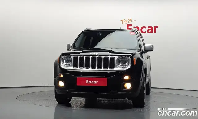 Jeep Renegade 2017 2.0 автомат (гидро), миниатюра 3