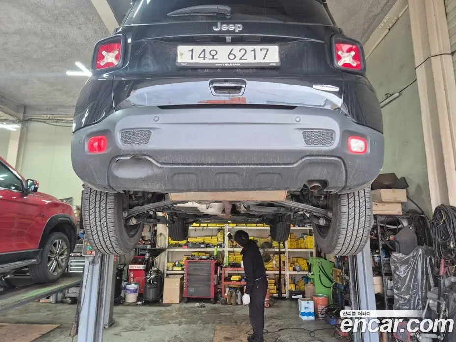 Jeep Renegade 2018 2.4 автомат (гидро), фото 14
