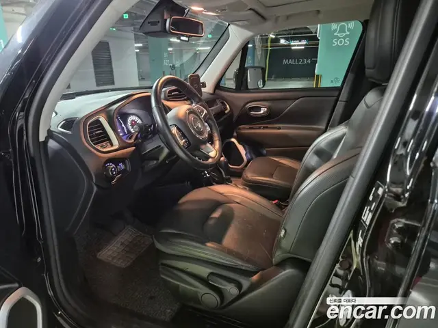 Jeep Renegade 2018 2.4 автомат (гидро), миниатюра 5
