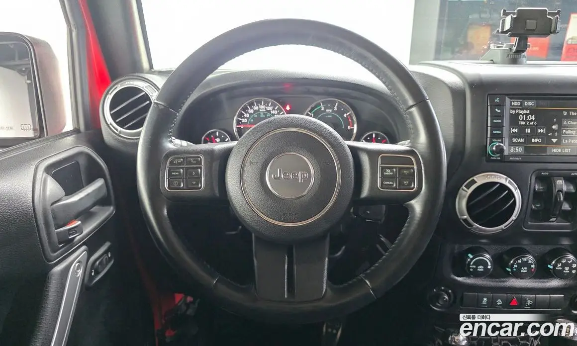 Jeep Wrangler 2015 2.8 автомат (гидро), фото 13 Jeep Wrangler 2015 2.8 автомат (гидро), фото 13