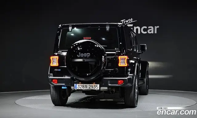 Jeep Wrangler 2022 2.0 автомат (гидро), миниатюра 4