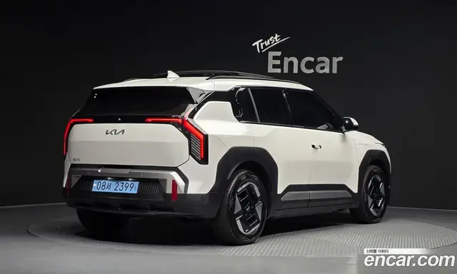Kia EV3 2025 0.2 автомат (гидро), миниатюра 2 Kia EV3 2025 0.2 автомат (гидро), миниатюра 2