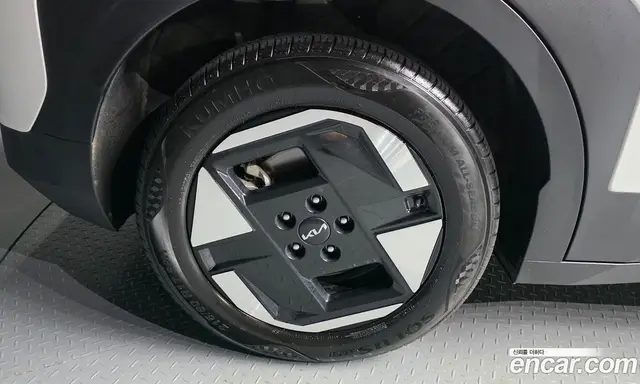 Kia EV3 2025 0.2 автомат (гидро), миниатюра 5 Kia EV3 2025 0.2 автомат (гидро), миниатюра 5