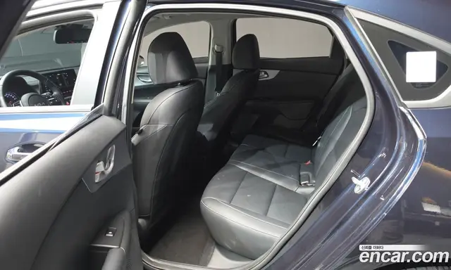 Kia K3 2022 1.6 автомат (гидро), миниатюра 11