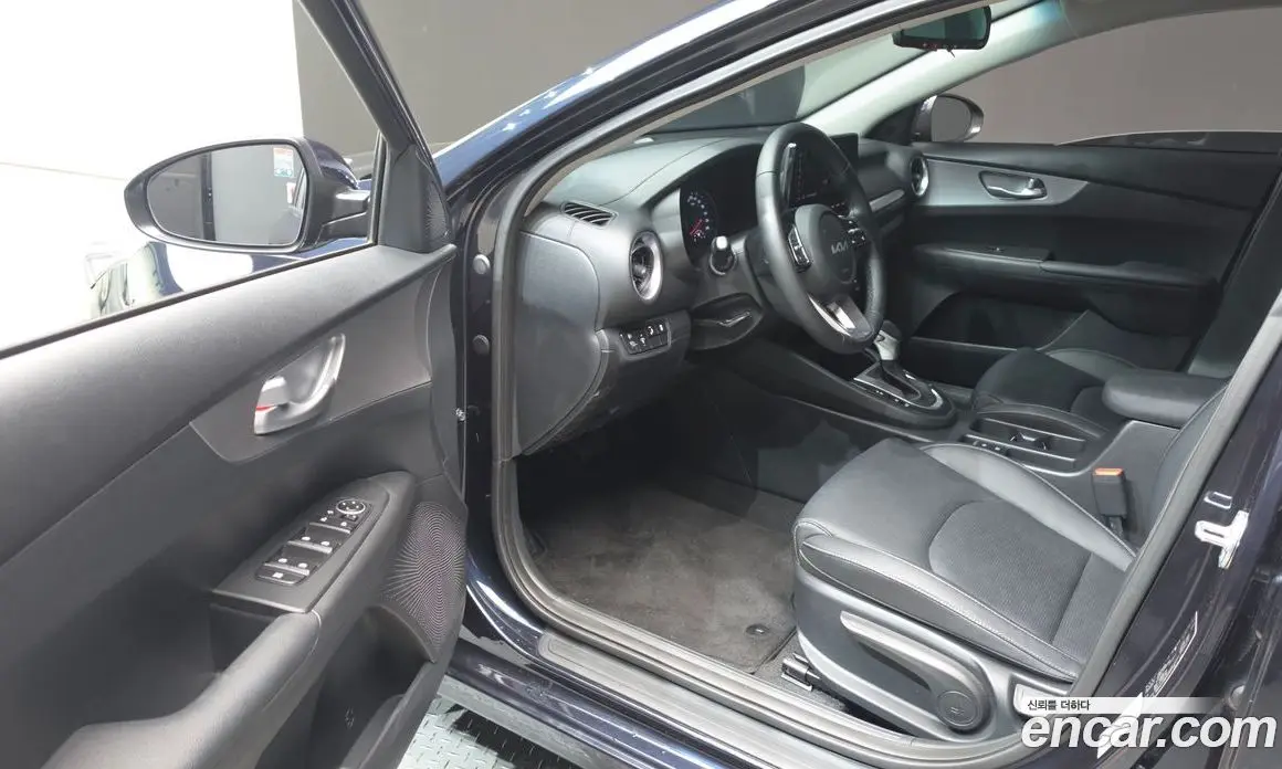 Kia K3 2022 1.6 автомат (гидро), фото 10