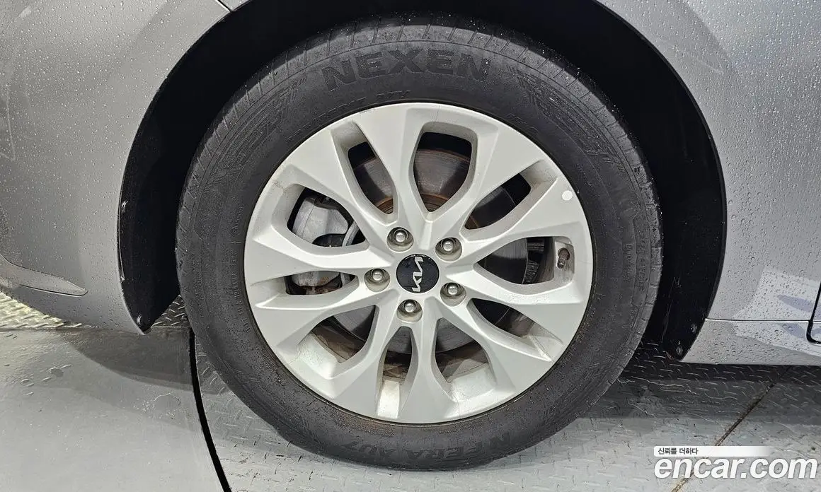 Kia K8 2023 3.5 автомат (гидро), фото 5 Kia K8 2023 3.5 автомат (гидро), фото 5