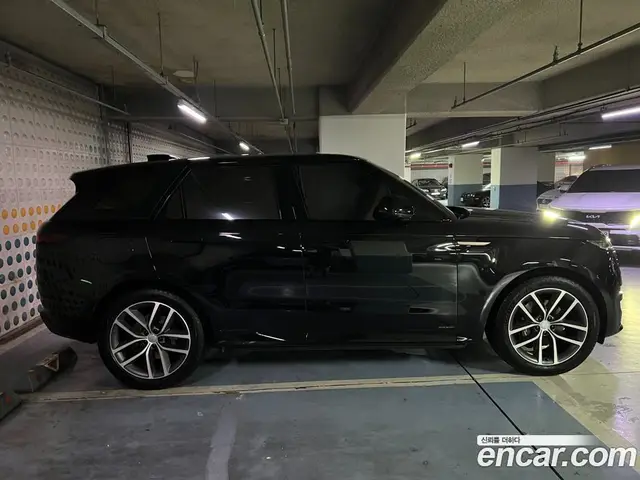 Land Rover Range Rover Sport 2024 3.0 автомат (гидро), миниатюра 3 Land Rover Range Rover Sport 2024 3.0 автомат (гидро), миниатюра 3