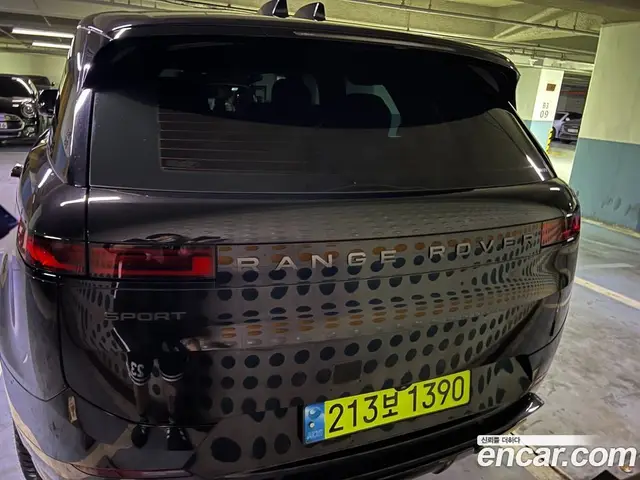 Land Rover Range Rover Sport 2024 3.0 автомат (гидро), миниатюра 5 Land Rover Range Rover Sport 2024 3.0 автомат (гидро), миниатюра 5