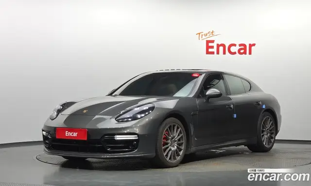 Porsche Panamera, 2014, 126 132 км