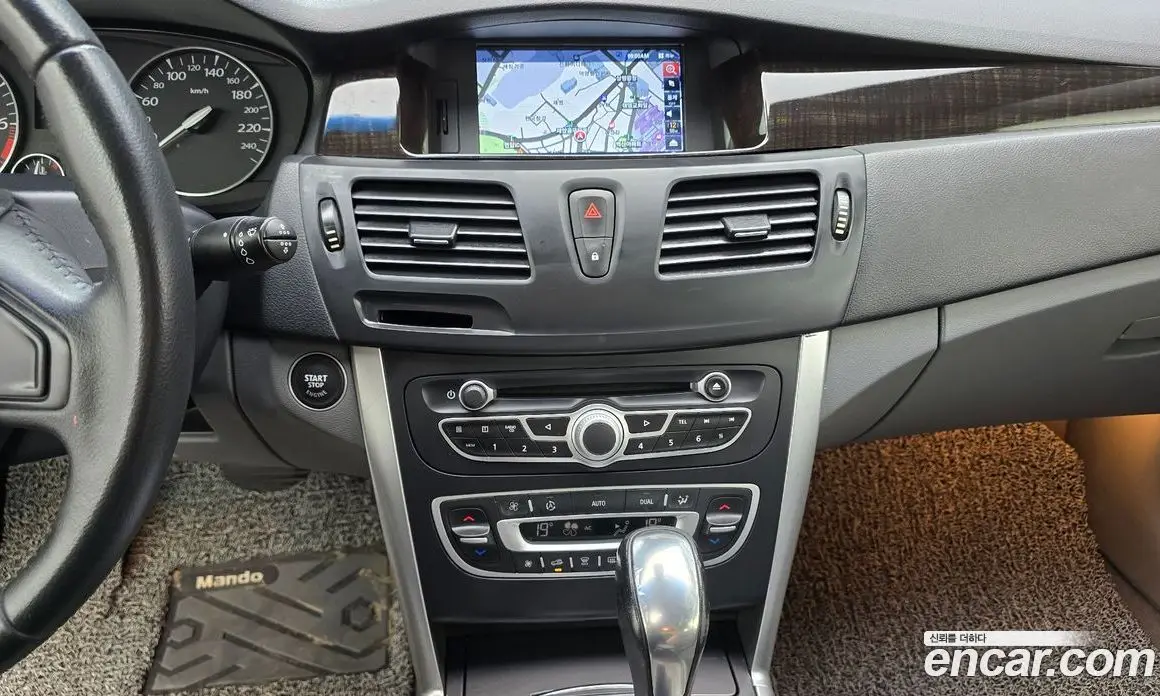 Renault (Samsung) SM5 2010 2.0 автомат (гидро), фото 14 Renault (Samsung) SM5 2010 2.0 автомат (гидро), фото 14