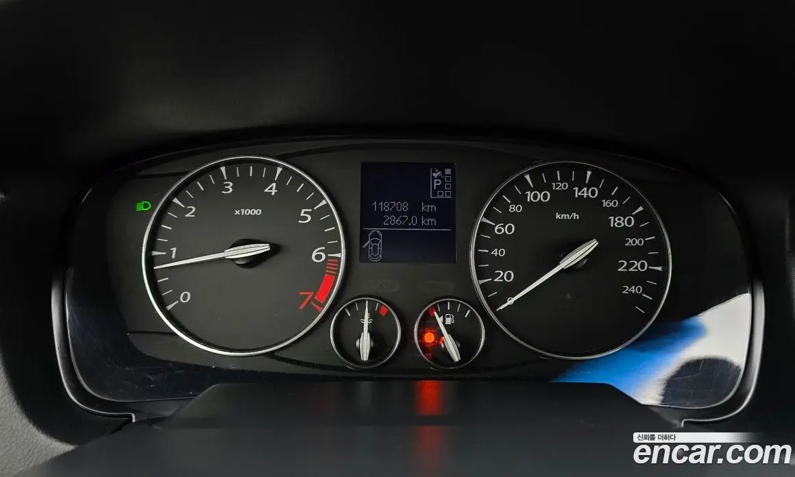 Renault (Samsung) SM5 2010 2.0 автомат (гидро), фото 8 Renault (Samsung) SM5 2010 2.0 автомат (гидро), фото 8