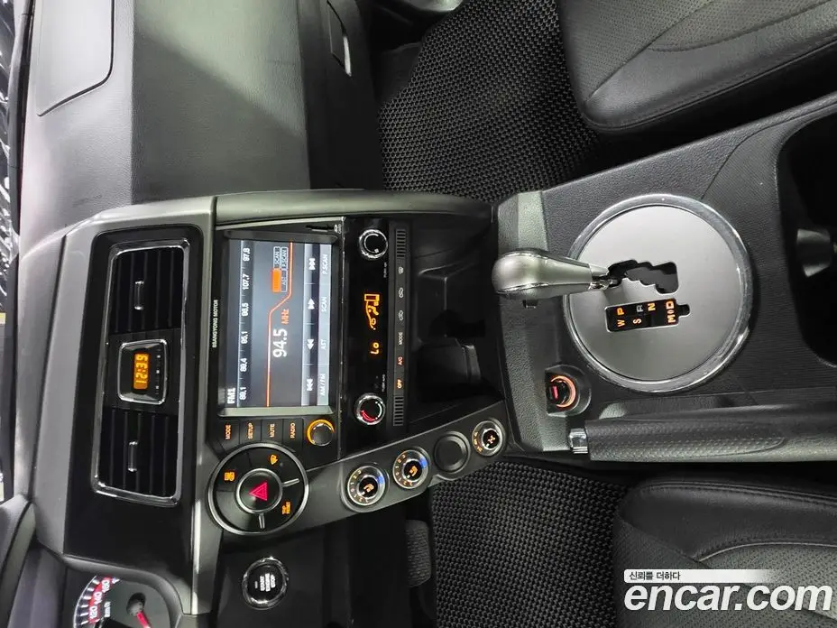 SsangYong Korando 2016 2.2 автомат (гидро), фото 10