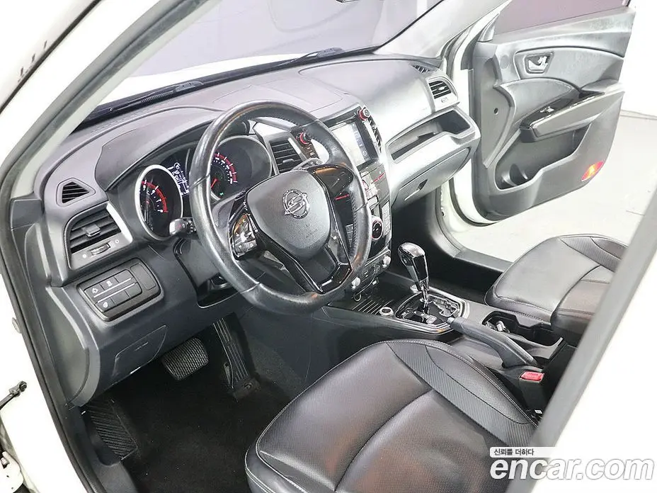 SsangYong TIBOLI 2016 1.6 автомат (гидро), фото 11