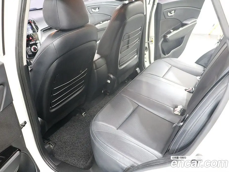 SsangYong TIBOLI 2016 1.6 автомат (гидро), фото 12